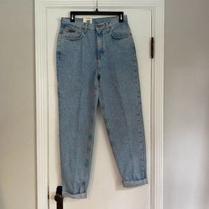 Calvin Klein Vintage 90's High Waisted Tapered Light Wash Mom Jean Size 10